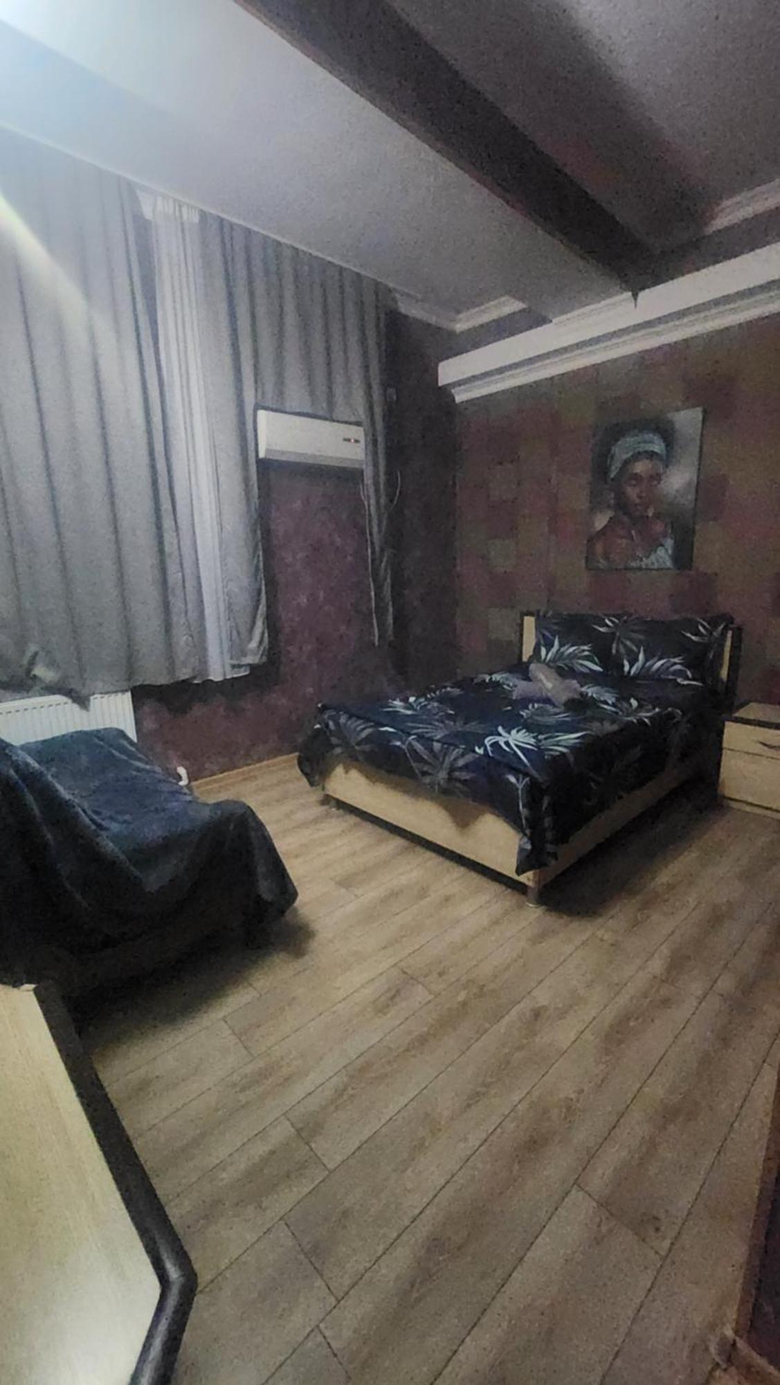Hotel ,,Mega" Tbilisi Exteriér fotografie